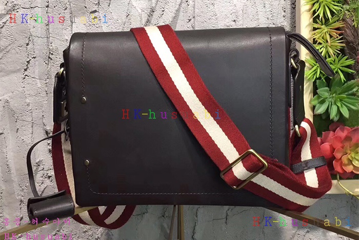 �ڹ̷��ޡ� �߸� ������ ũ�ν��� BL700160