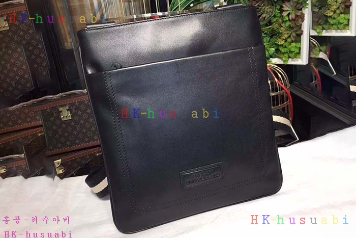 �ڹ̷��ޡ� �߸� ������ ũ�ν��� BL550170-2