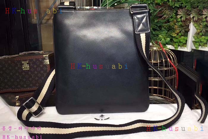 �ڹ̷��ޡ� �߸� ������ ũ�ν��� BL550170-2