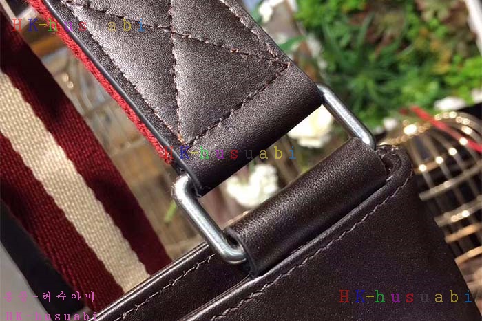 �ڹ̷��ޡ� �߸� ������ ũ�ν��� BL550170