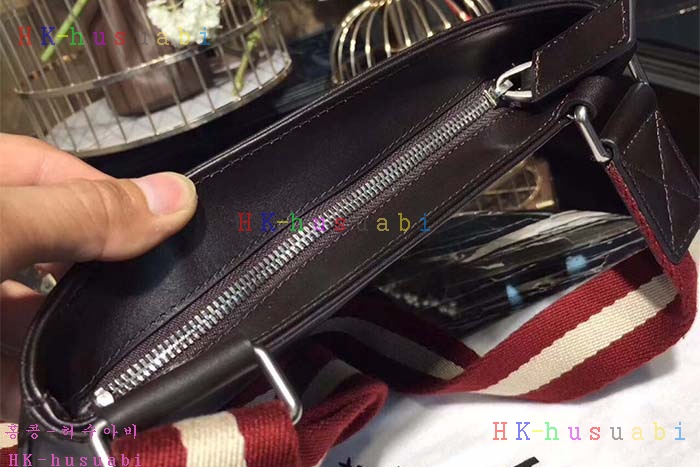 �ڹ̷��ޡ� �߸� ������ ũ�ν��� BL550170