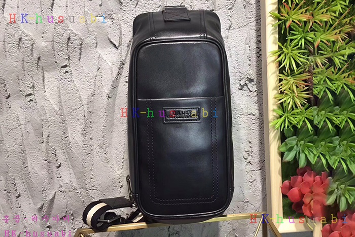 �ڹ̷��ޡ� �߸� ������ ũ�ν��� BL580170-2