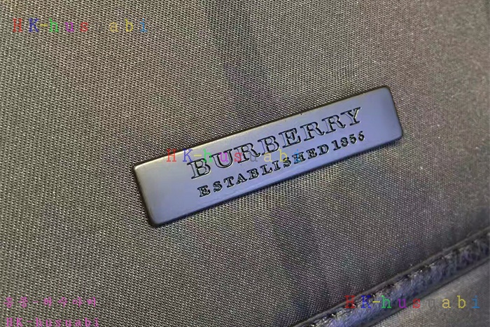 �ڹ̷��ޡ� ������ �Ż� ũ�ν��� BB68066