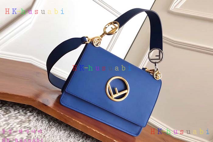 �ڹ̷��ޡ���� ĭ���� ��Ʈ����� FD699950