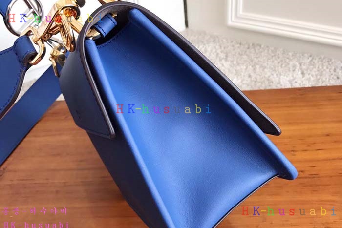 �ڹ̷��ޡ���� ĭ���� ��Ʈ����� FD699950