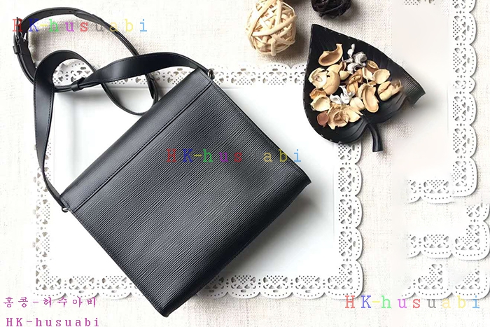 �ڹ̷��ޡ� ���̺��� ������ ũ�ν��� M53404