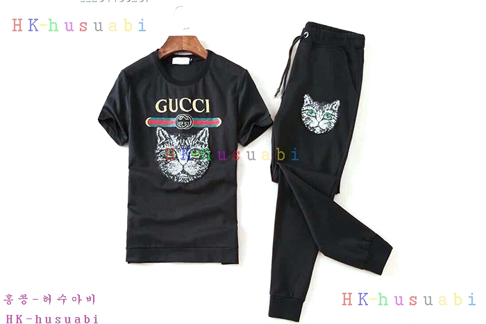 NEW ���� ������ �򸮴׼�Ʈ GU 555494