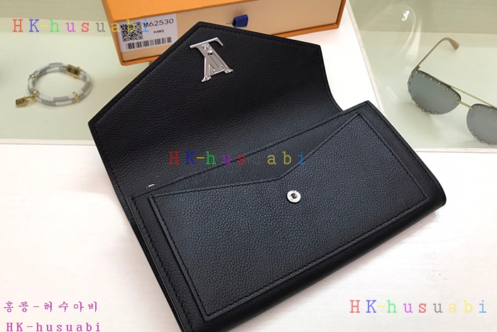 �ڹ̷��ޡ� ���̺��� ���̶��� ������ M62530