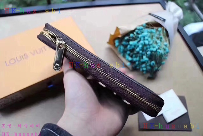 ���̺��� ������ M60017