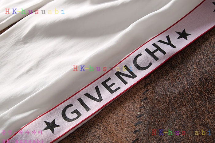 NEW 2018SS ����� ������ �򸮴׼�Ʈ GV542220