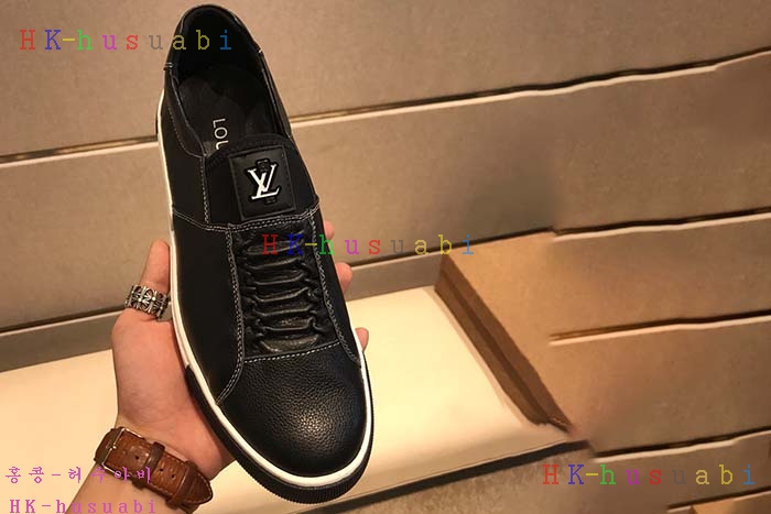 NEW 2018SS ���̺��� ������ ����Ŀ�� LV777413