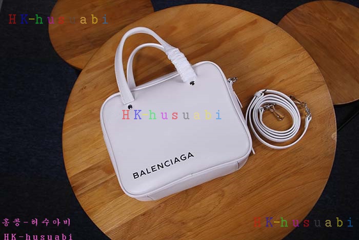 NEW 2018SS �߷��þư� ���긮���� ũ�ν��� BL86620