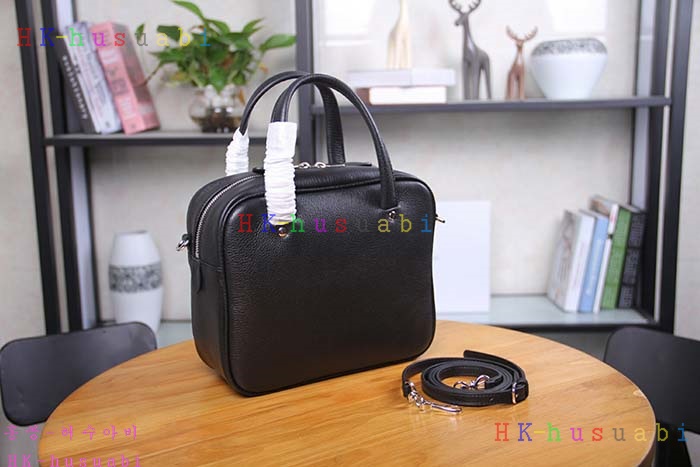 NEW 2018SS �߷��þư� ���긮���� ũ�ν��� BL86621