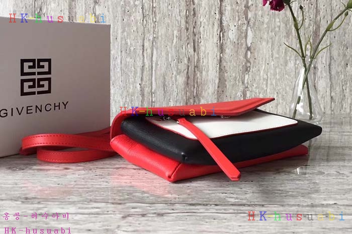 2017F/W �Ż� ����� ������ ũ�ν� �� GV779922-5