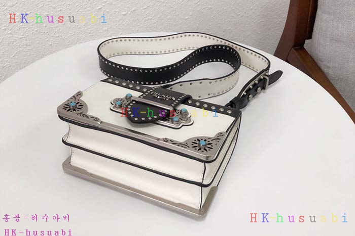 �ڹ̷��ޡ�2018SS  ����� ī�̿� ����� P 1BD045-3