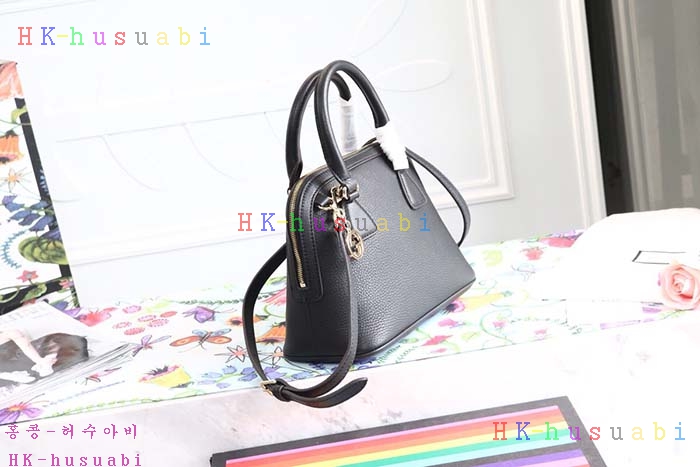 NEW 2018SS  ���� �̴ϵ� ��Ʈ�� GU 449661-2