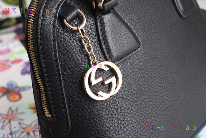 NEW 2018SS  ���� �̴ϵ� ��Ʈ�� GU 449661-2