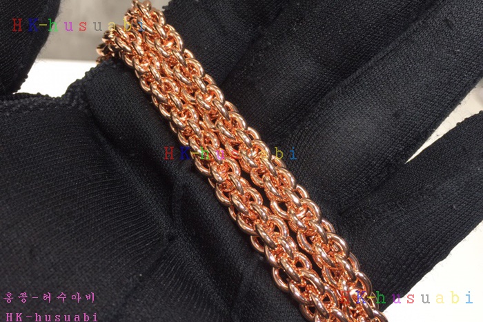 �ڹ̷��ޡ� �߷�Ƽ�� �����͵� ü�ι�  V 0137-6