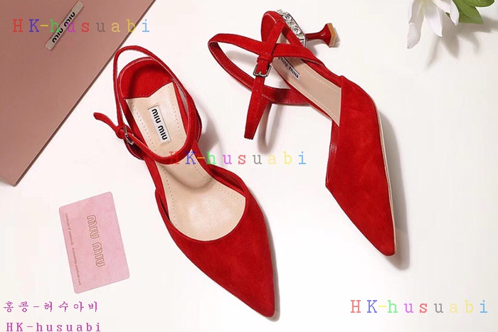 NEW 2018SS �̿�̿� ������ �Ź� MU 658812