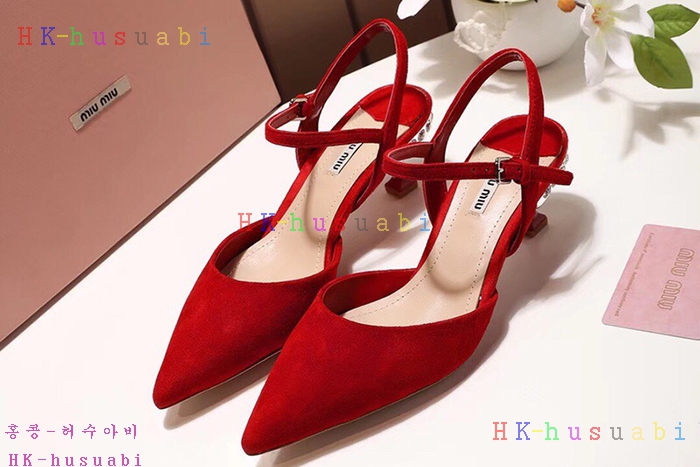 NEW 2018SS �̿�̿� ������ �Ź� MU 658812