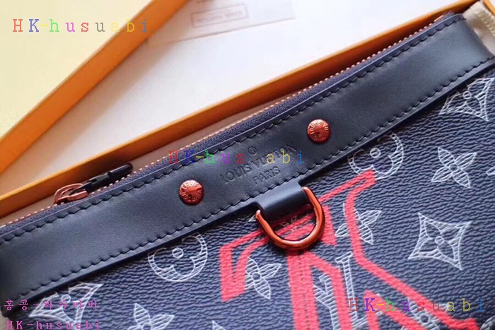 NEW ���̺��� ������ Ŭ��ġ M62897