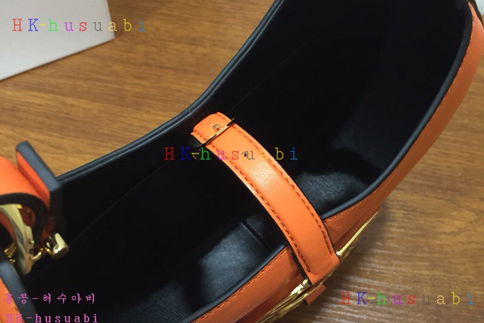 �ڹ̷��ޡ� �ο��� ���̽���  LW 88373