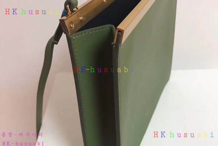 �ڹ̷��ޡ� ������ �̴� Ŭ�������� CL 4415-3