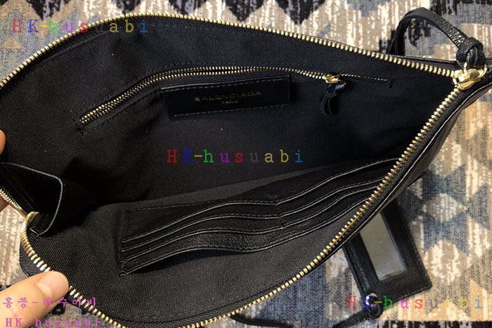 �ڹ̷��ޡ� �߷��þư� Ŭ��ġ�� BL 356A