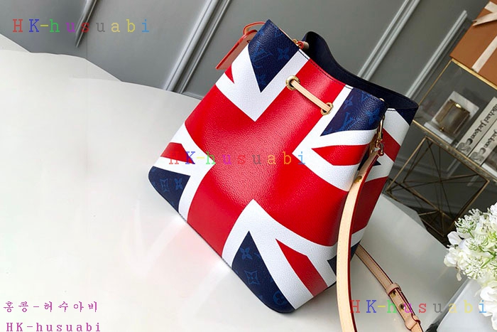 �ڹ̷��ޡ� 2018SS ���̺��� �׿��뿡  LV M44022