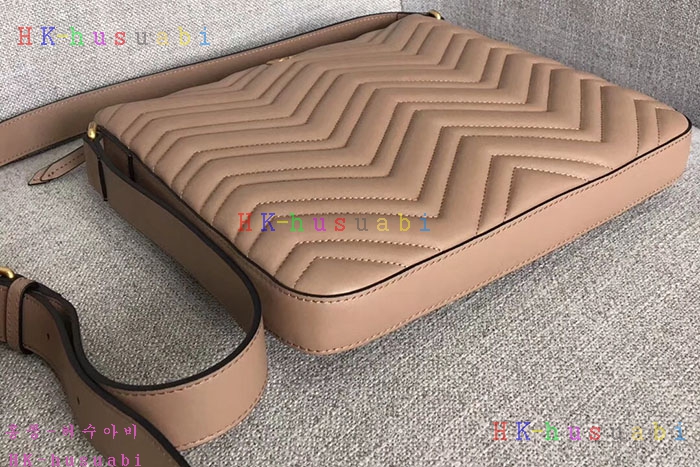 �ڹ̷��ޡ� 2018SS ���� GG ����Ʈ ũ�ν��� GU 523369-3