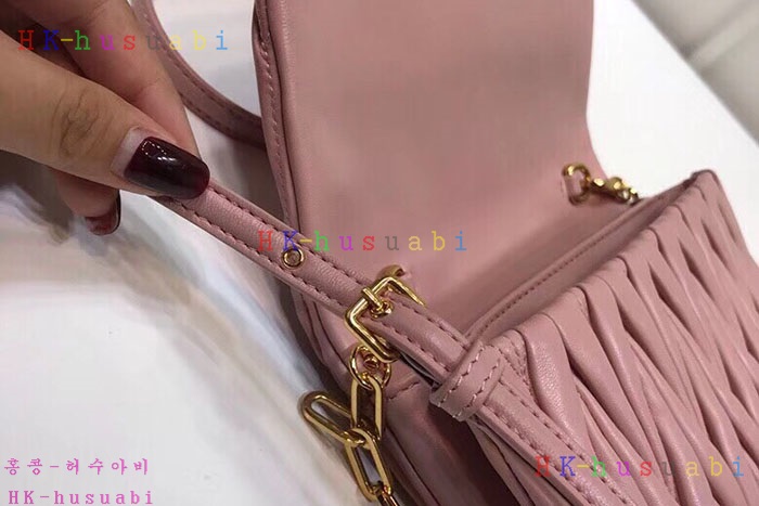 �ڹ̷��ޡ� �̿�̿� ���׶� Ŭ��ġ������  MM 5BH017-2