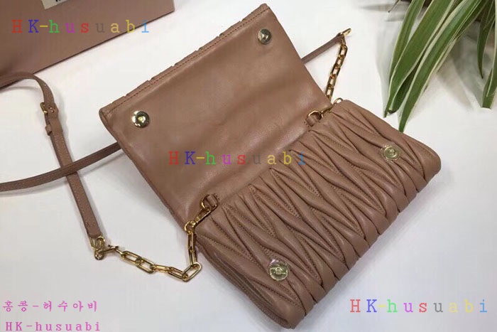 �ڹ̷��ޡ� �̿�̿� ���׶� Ŭ��ġ������  MM 5BH017-3