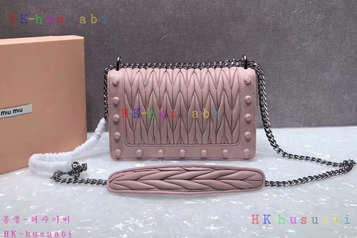 �ڹ̷��ޡ� �̿�̿� ���׶� �����  MM 5BD086