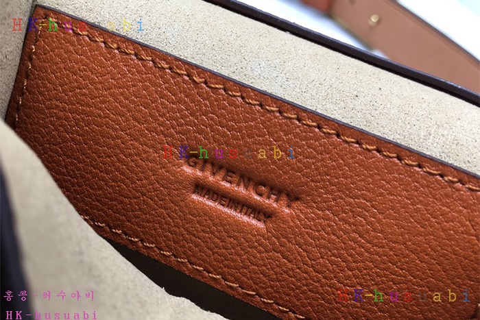 �ڹ̷��ޡ� ����� GV3 ũ�ν��� ���� GV 50100