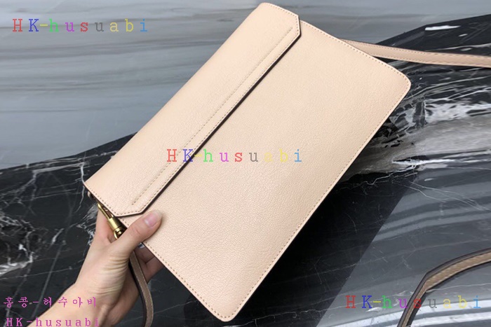 �ڹ̷��ޡ� ����� GV3 ũ�ν��� GV 50101-9