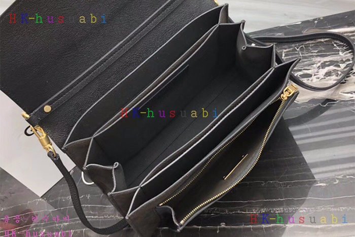 �ڹ̷��ޡ� ����� GV3 ũ�ν��� GV 50101-4