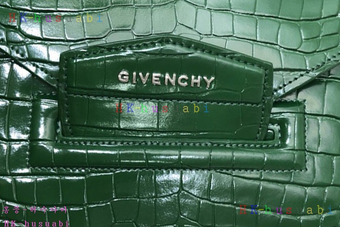 �ڹ̷��ޡ� ����� ��Ƽ���� Ŭ��ġ GV 28622