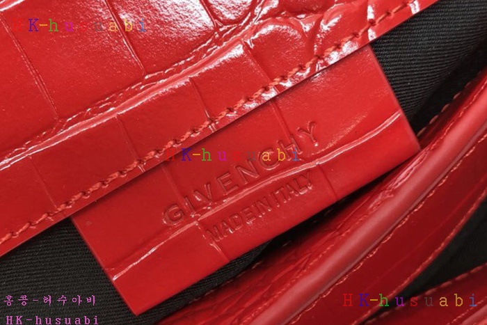 �ڹ̷��ޡ� ����� ��Ƽ���� Ŭ��ġ GV 28622-2