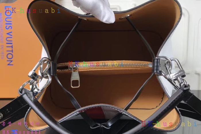 �ڹ̷��ޡ� ���̺��� �׿��뿡 M52163