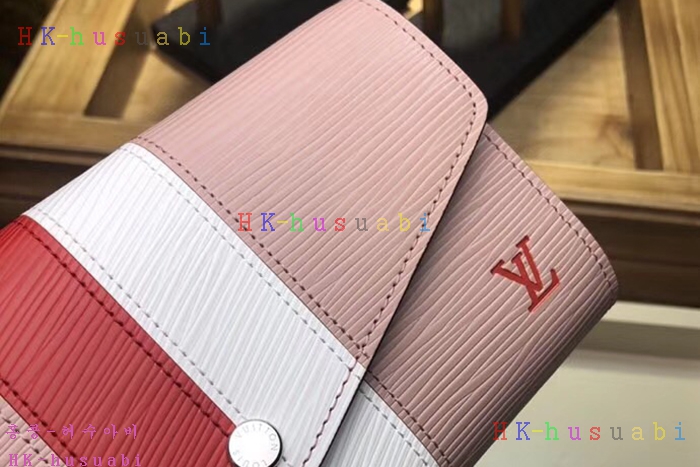 �ڹ̷��ޡ� ���̺��� ��ư ������  M62986