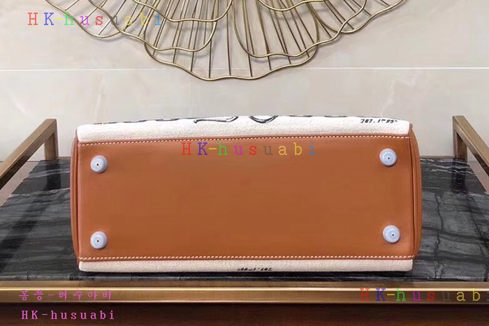 �ڹ̷��ޡ� �����޽� �̸��� H 38555