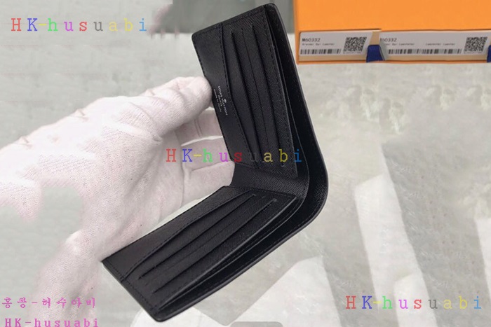 �ڹ̷��ޡڷ��̺��� �������� M60332