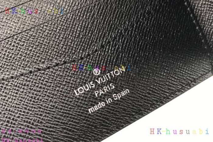 �ڹ̷��ޡڷ��̺��� �������� M60332