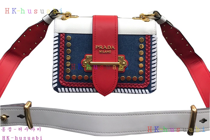 �ڹ̷��ޡ� ����� ī�̿��� P 1BD045