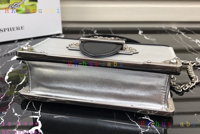 �ڹ̷��ޡ� ����� ī�̿� ����� P 1BH018-2