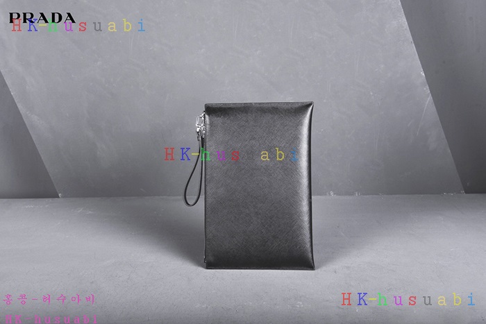 �ڹ̷��ޡ� ����� ���ǾƳ� ���� Ŭ��ġ�� P 2NG001