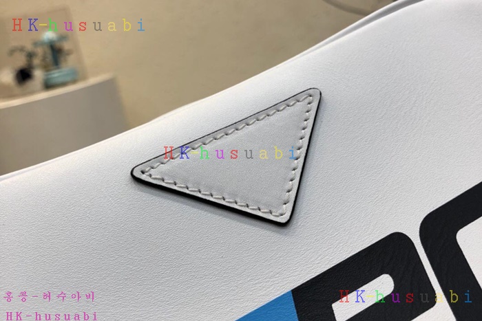 �ڹ̷��ޡ� ����� �ڹ�����Ʈ ī�޶�� P  1BH093-3