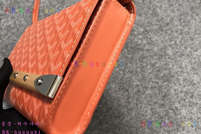 �ڹ̷��ޡڰ��ߵ� ���� ī���ι�  GA 692254-5