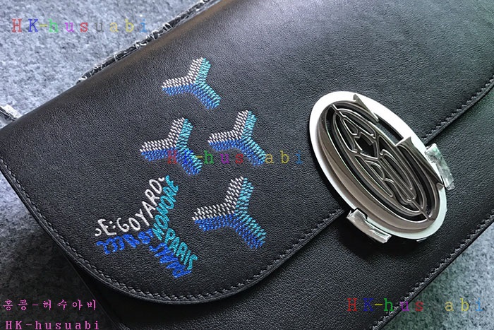 �ڹ̷��ޡڰ��ߵ� 233����� GA 692255-4