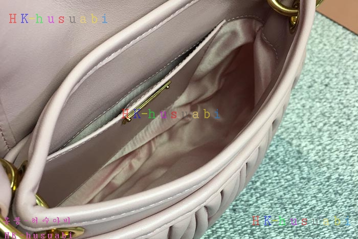 �ڹ̷��ޡ� �̿�̿� ���׶�� ����� M 5BH111